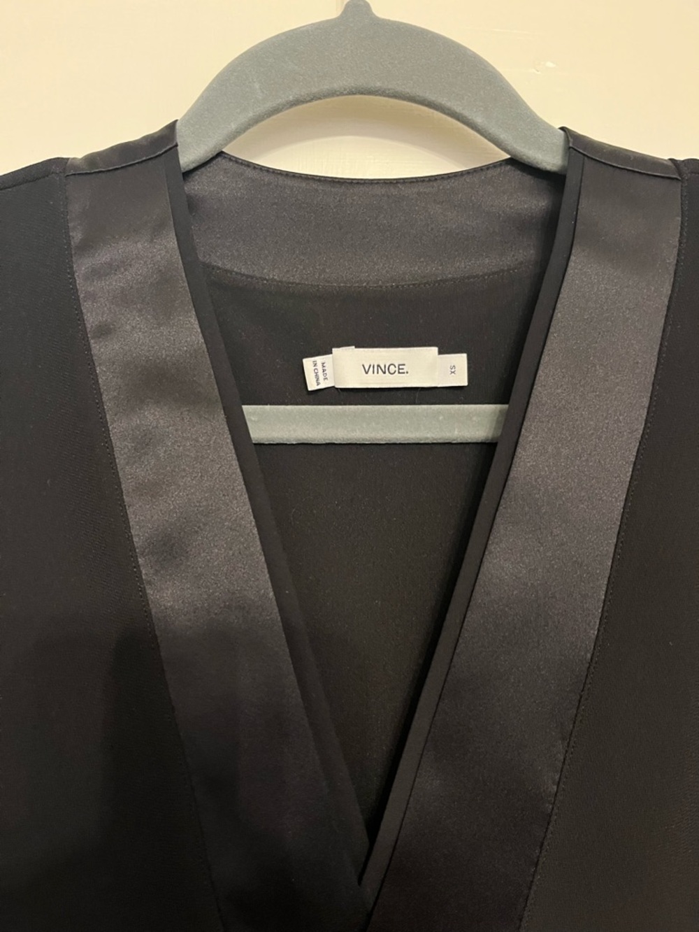 Vince Black Satin-Trim Tunic Top - Picture 2 of 5
